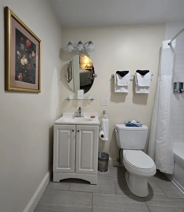 The Salem Inn 4