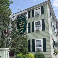 Fidelia Bridges Guest House - Hawthorne Hotel ico