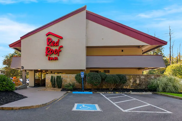 Red Roof Inn Salem 4