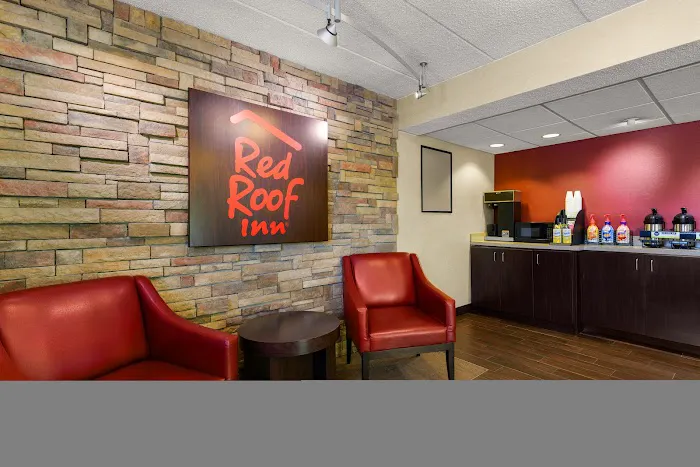 Red Roof Inn Salem 4