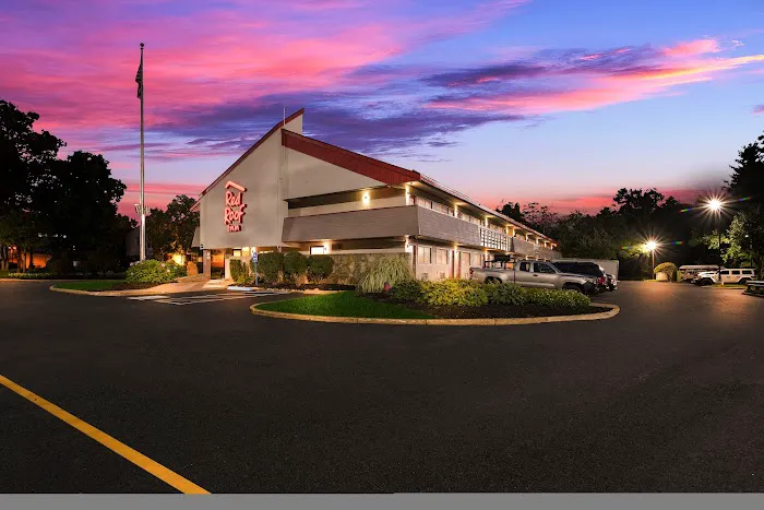 Red Roof Inn Salem 4