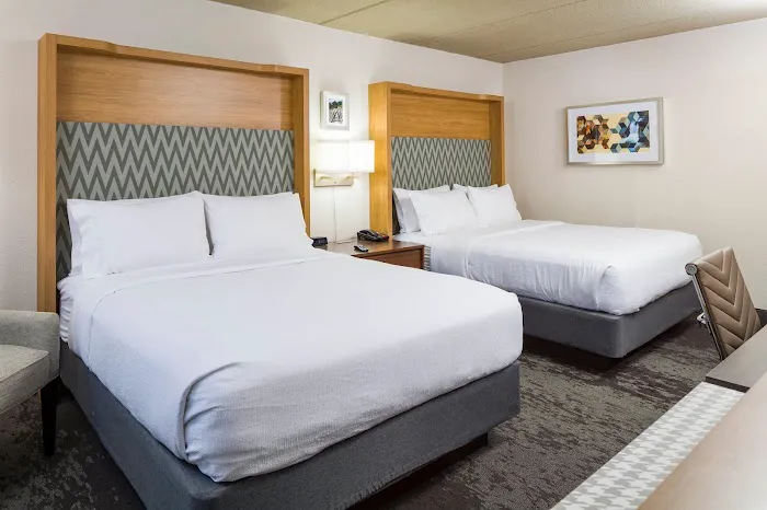 Holiday Inn Salem (I-93 at Exit 2) by IHG 4