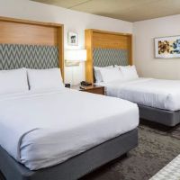 Holiday Inn Salem (I-93 at Exit 2) by IHG ico