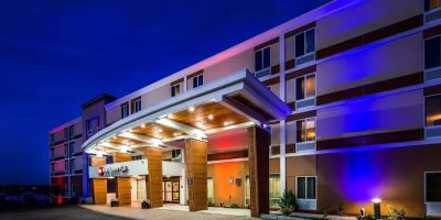 Best Western Plus North Shore Hotel