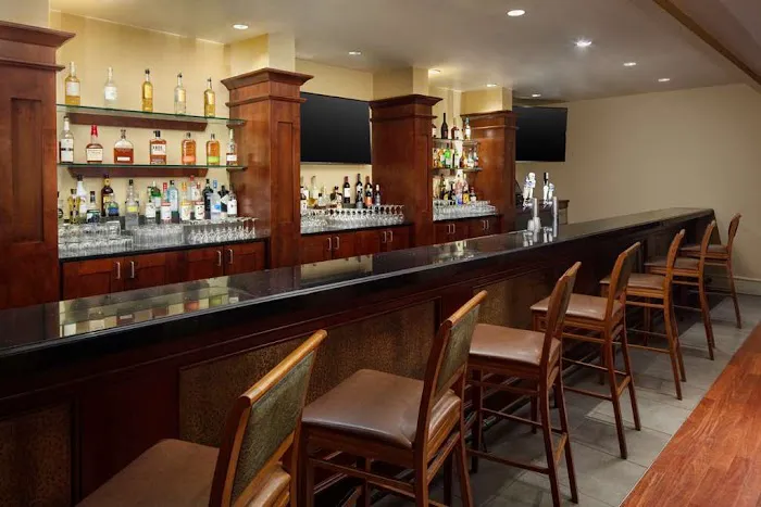DoubleTree by Hilton Hotel Boston North Shore 4