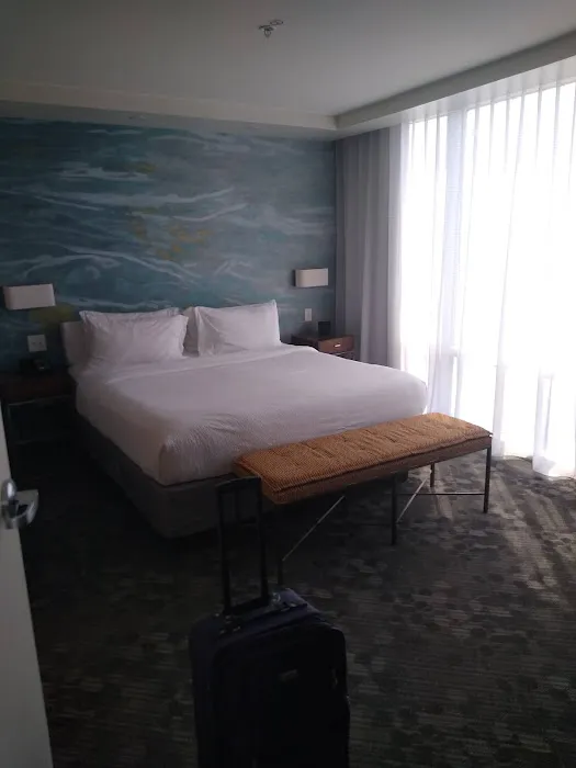 Sheraton Erie Bayfront Hotel 4