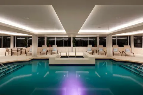 Courtyard Erie Bayfront 4