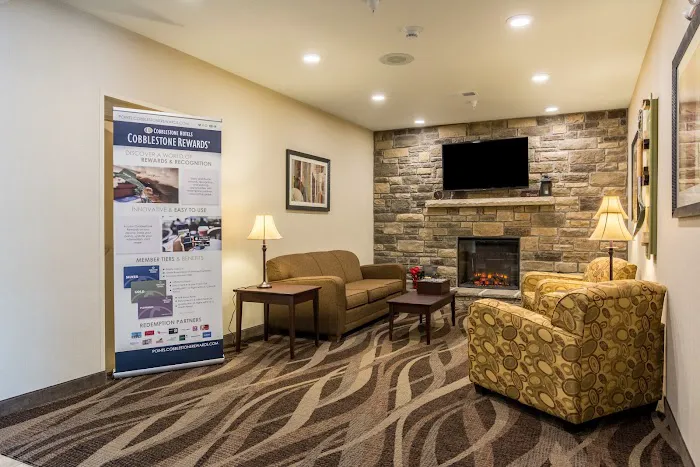 Cobblestone Hotel & Suites - Erie 4