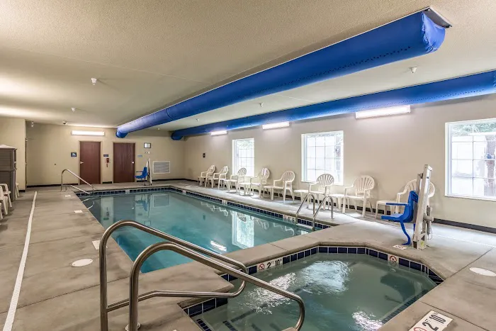 Cobblestone Hotel & Suites - Erie 4