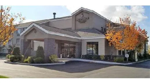 Country Inn & Suites by Radisson, Erie, PA 4