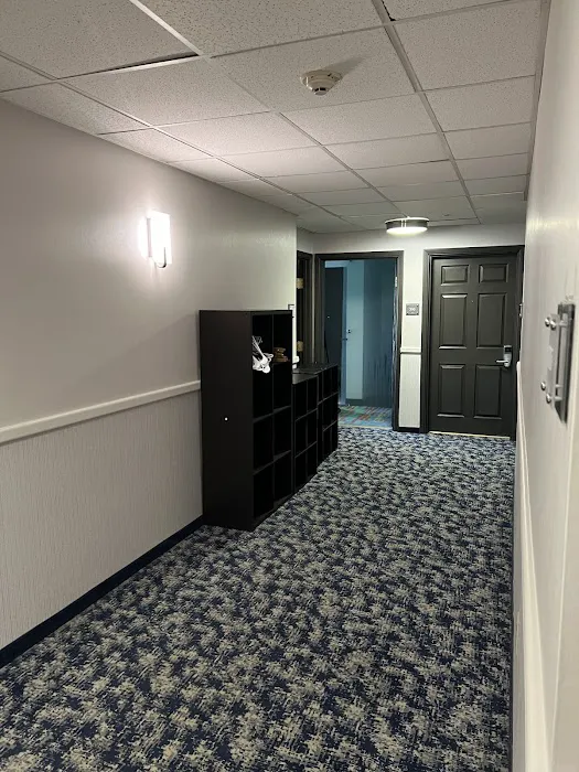 Best Western Erie Inn & Suites 4
