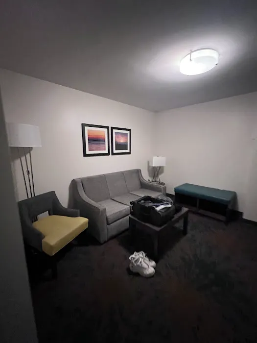 Best Western Erie Inn & Suites 4