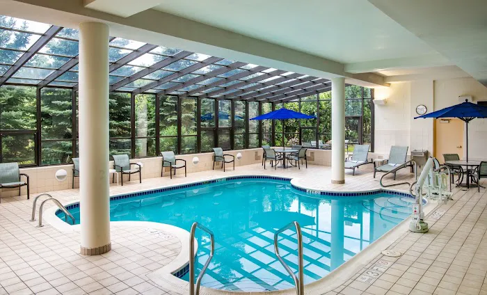 Hampton Inn Erie-South 4