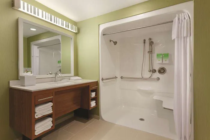 Home2 Suites by Hilton Erie, PA 4