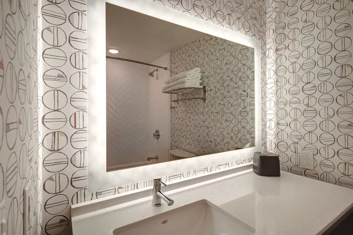 Holiday Inn Erie by IHG 4
