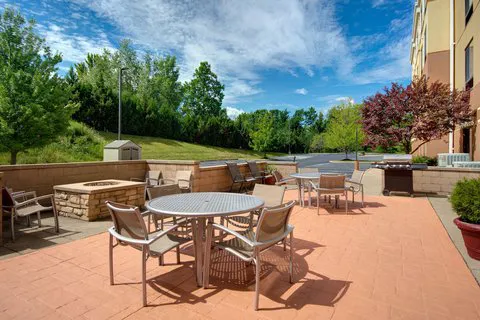 SpringHill Suites Erie 4