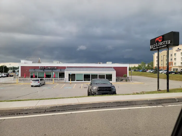 Candlewood Suites Erie, an IHG Hotel 4