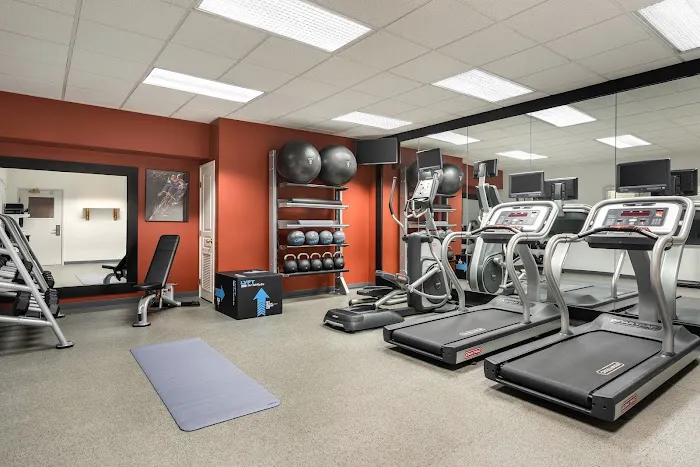 Homewood Suites by Hilton Erie 4