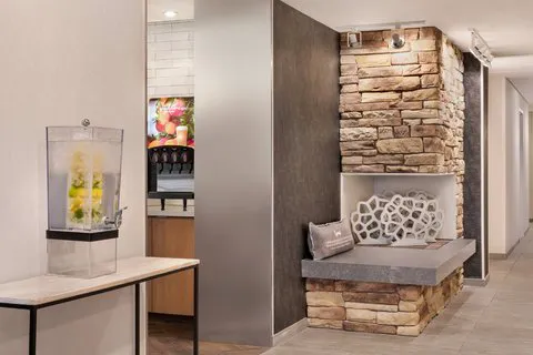 Fairfield Inn Erie Millcreek Mall 4