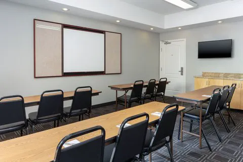 TownePlace Suites Erie 4