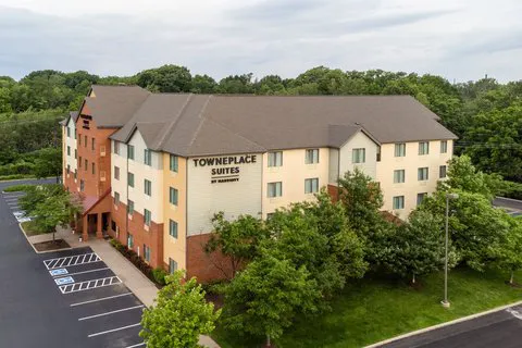 TownePlace Suites Erie 4