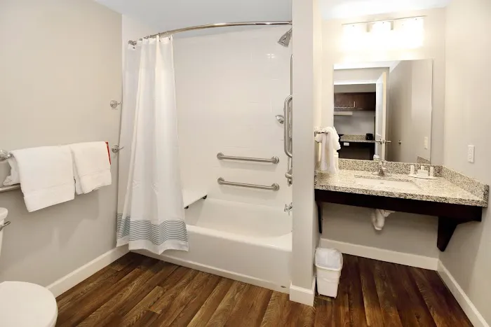 TownePlace Suites by Marriott Grove City Mercer/Outlets 4