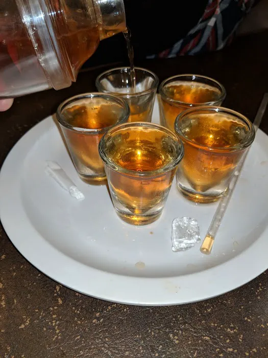 City Hotel Bar & Grill OAbp! 4