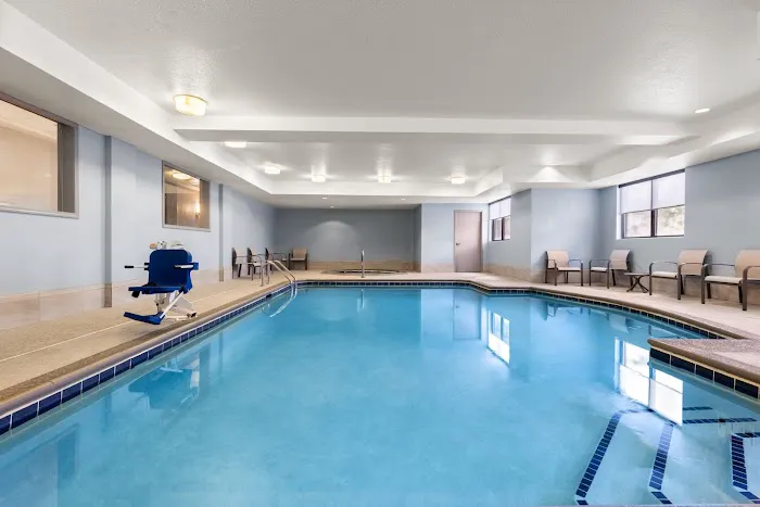 Holiday Inn Express Grove City (Outlet Center) by IHG 4
