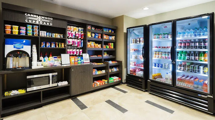 Candlewood Suites Grove City - Outlet Center by IHG 4