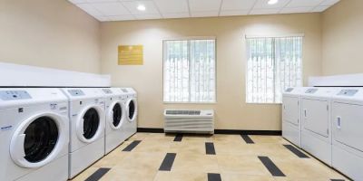 Candlewood Suites Grove City - Outlet Center by IHG