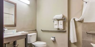 Quality Inn & Suites Grove City-Outlet Mall
