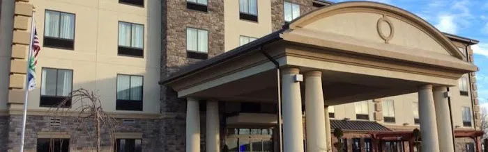 Holiday Inn Express & Suites Butler by IHG 4