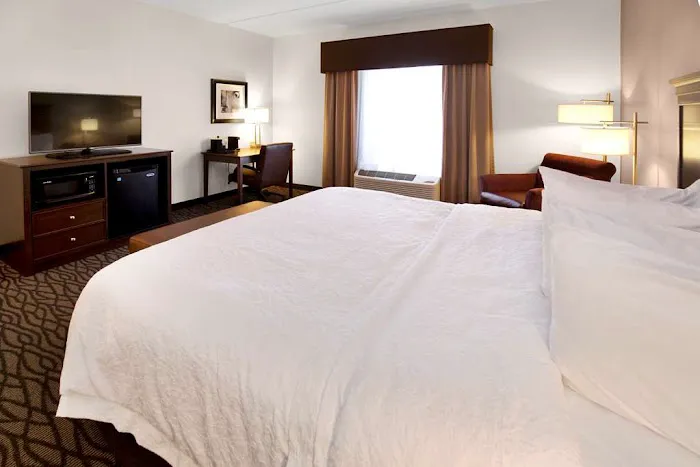 Hampton Inn Butler 4