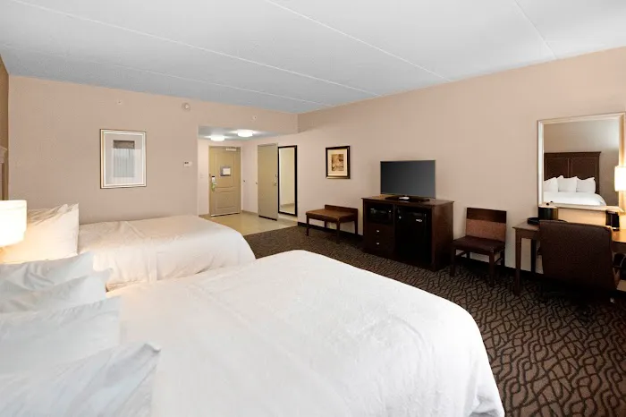 Hampton Inn Butler 4