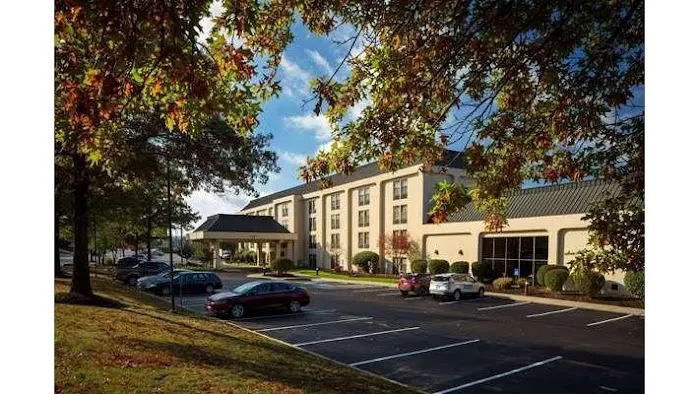 Wingate by Wyndham Cranberry 4