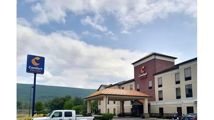Comfort Suites 4