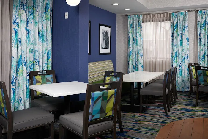 Hampton Inn Niagara Falls 4