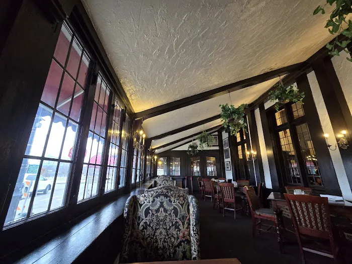 The Red Coach Restaurant Inc. 4