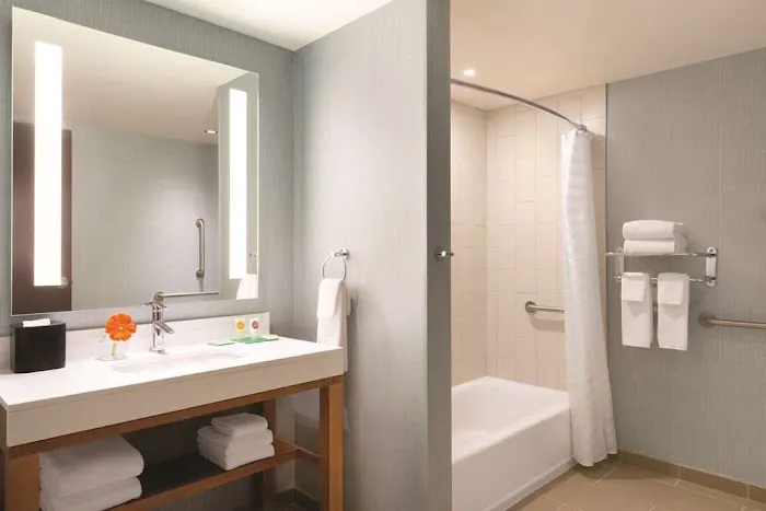 Hyatt Place Niagara Falls 4