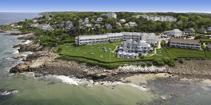 Beachmere Inn 4