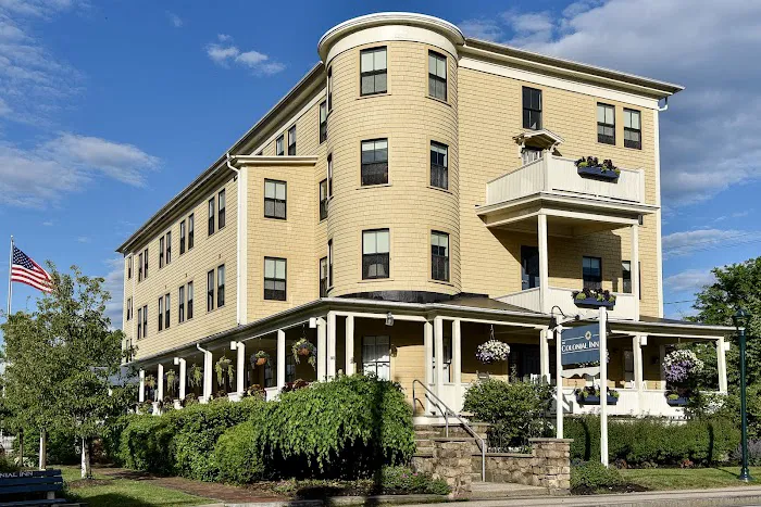 The Colonial Inn 4