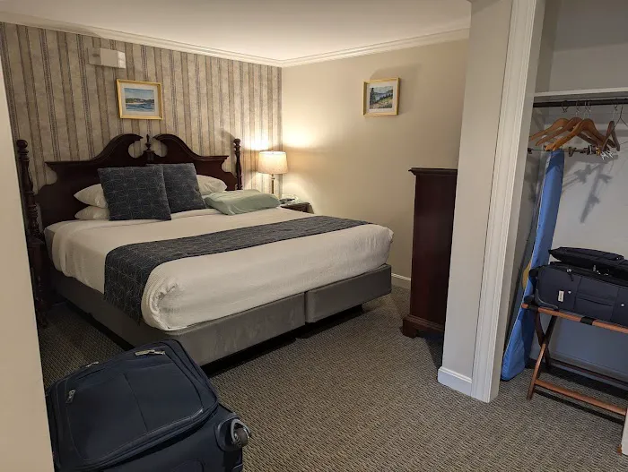 The Sparhawk Oceanfront Resort 4