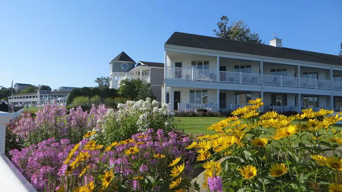 The Sparhawk Oceanfront Resort 4