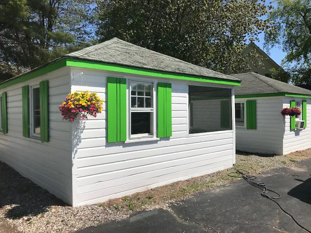 Lighthouse Cabins 4