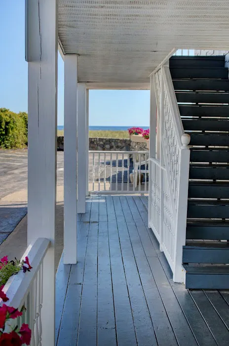 Sea View Inn 4