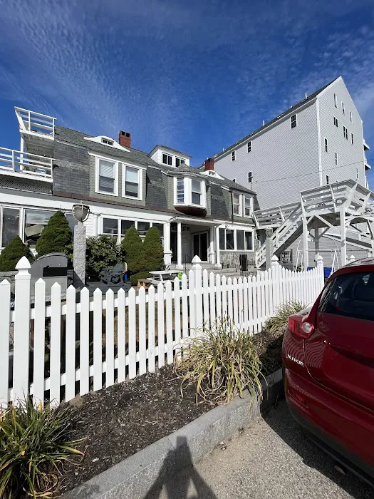 The Oceanic Inn 4