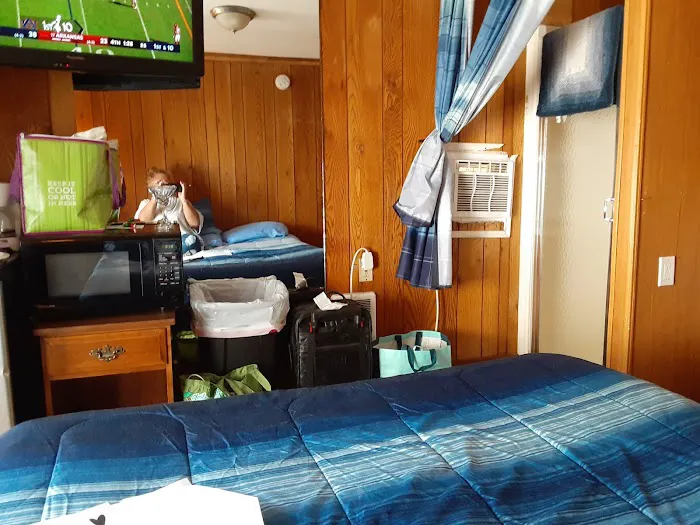 The Oceanic Inn 4