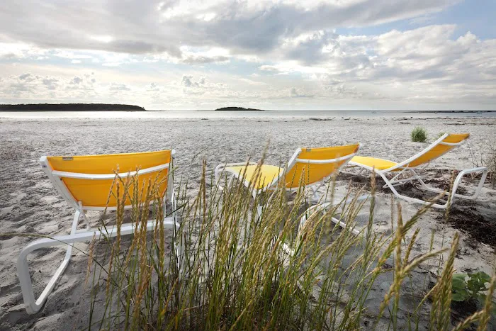 The Tides Beach Club 5