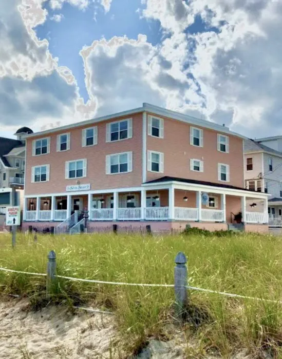 The Sea Star Oceanfront Lodging 4
