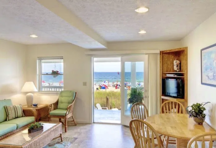 The Sea Star Oceanfront Lodging 4
